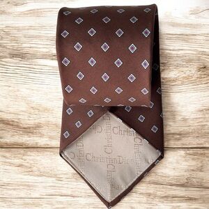 Christian Dior vintage all silk made in USA geometric shape brown tie | 55”